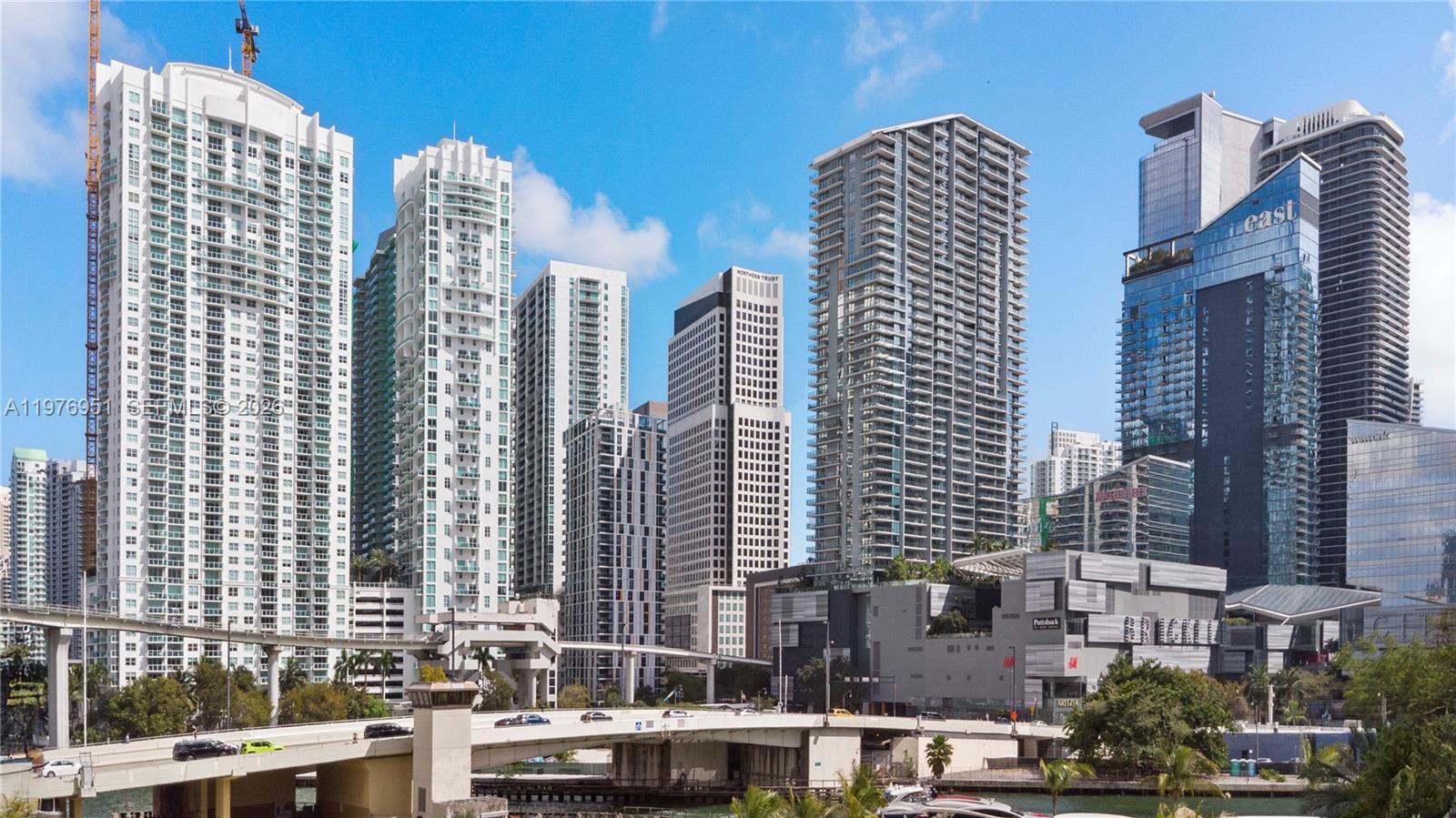 IVY CONDO - Residential