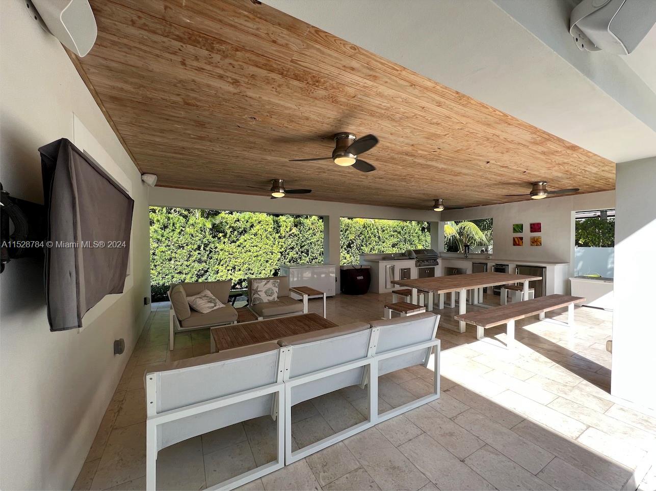 HIGHWAY SUB AMD - Residential