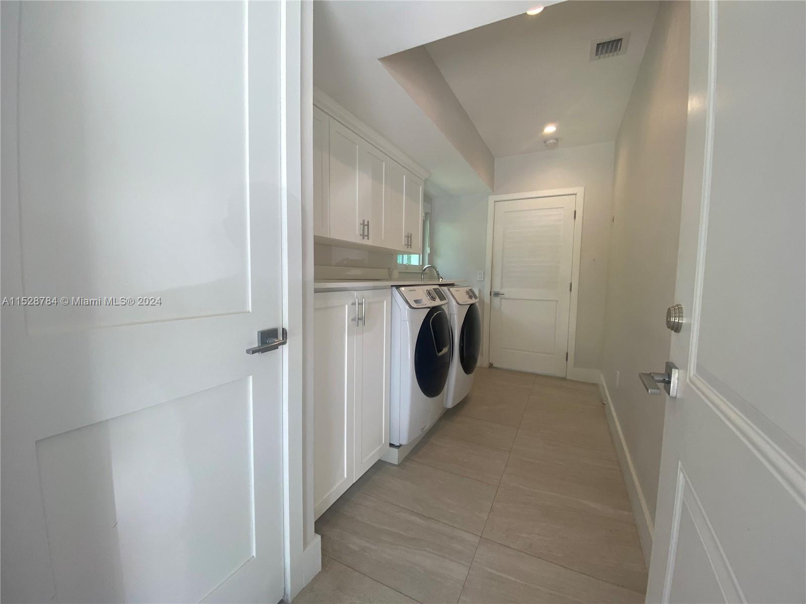 HIGHWAY SUB AMD - Residential