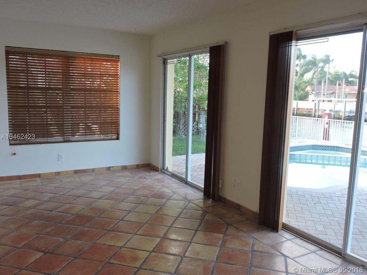 VENETIAN SEC KEYSTONE POI - Residential Lease