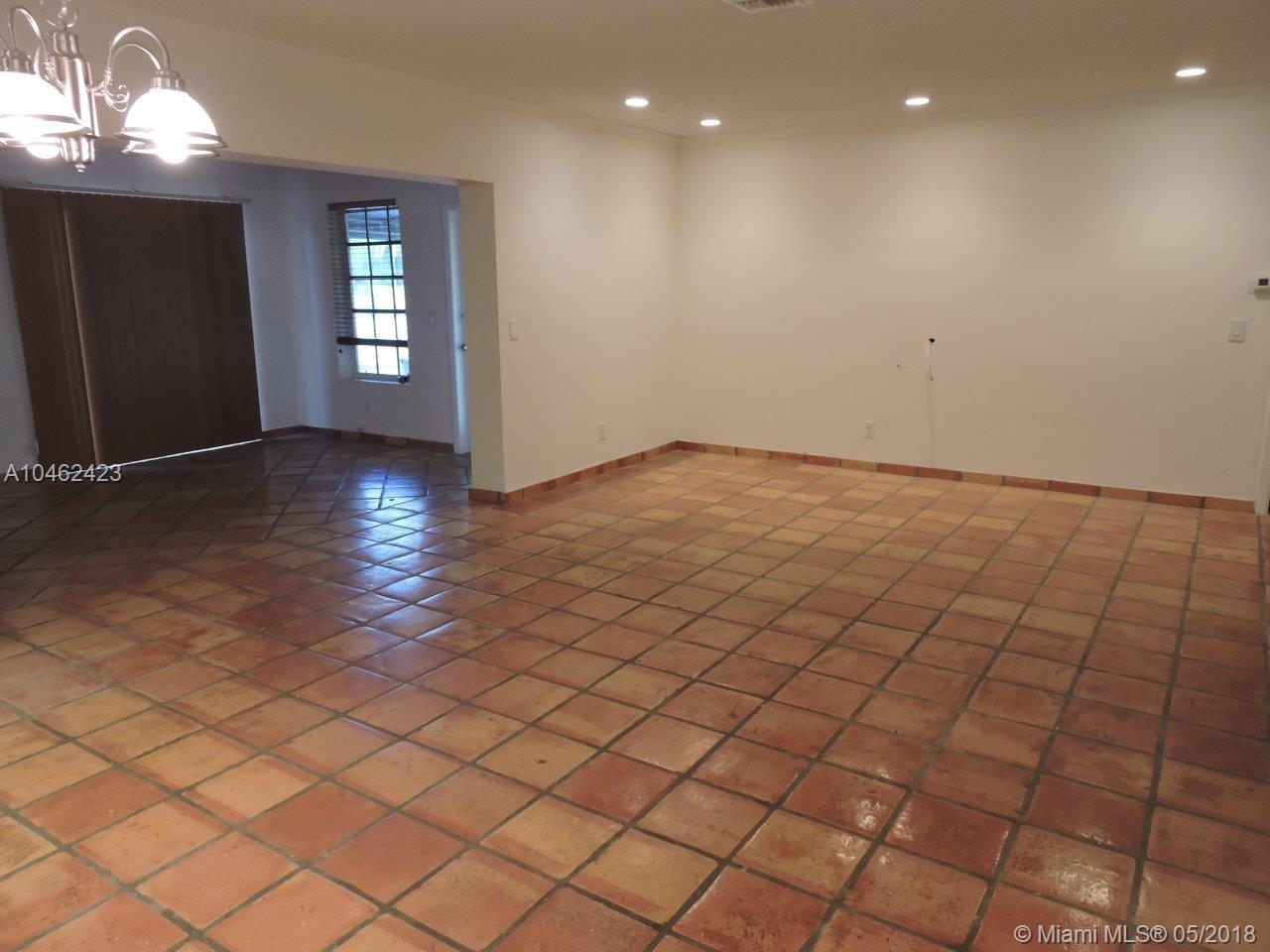 VENETIAN SEC KEYSTONE POI - Residential Lease