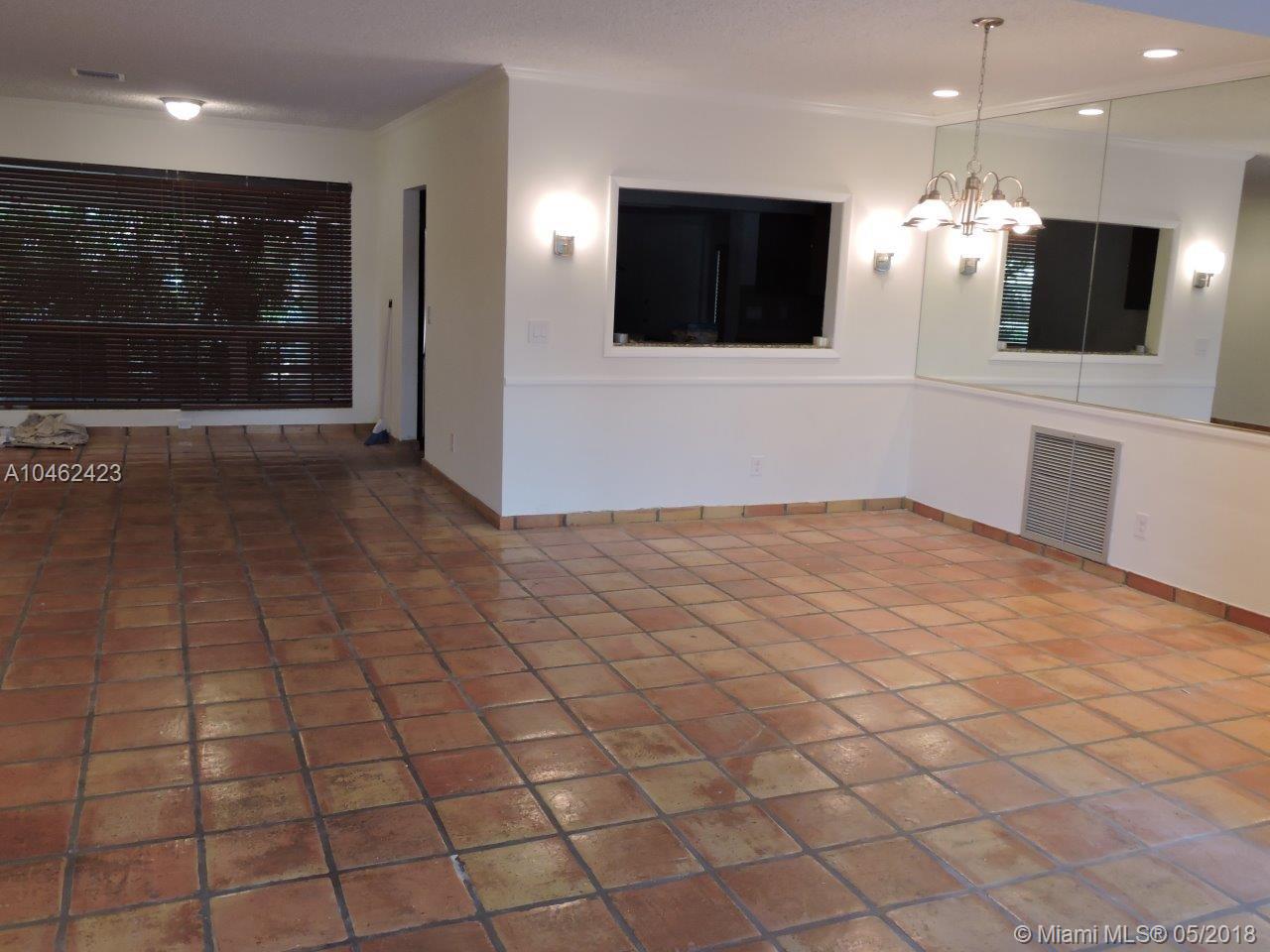 VENETIAN SEC KEYSTONE POI - Residential Lease