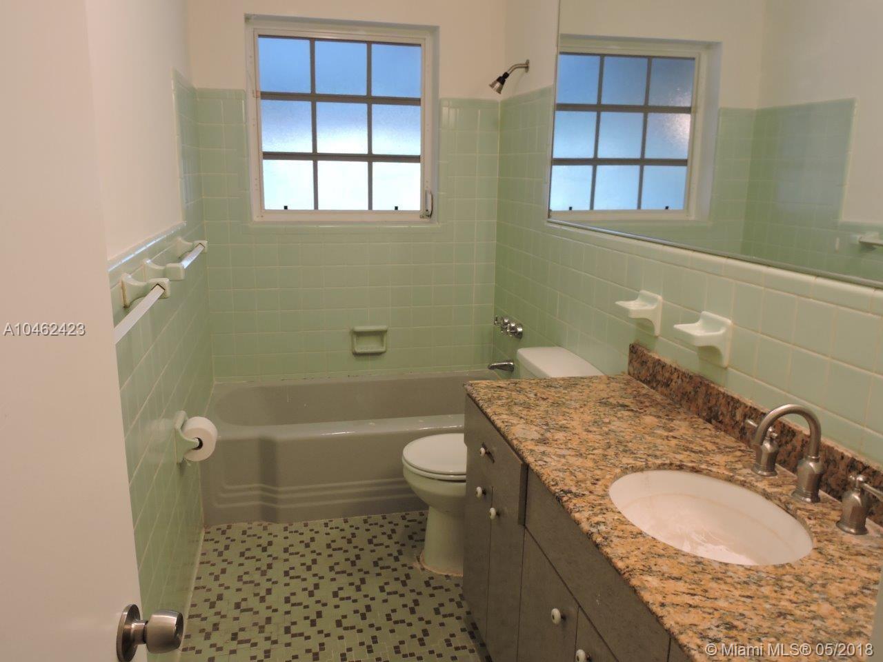 VENETIAN SEC KEYSTONE POI - Residential Lease