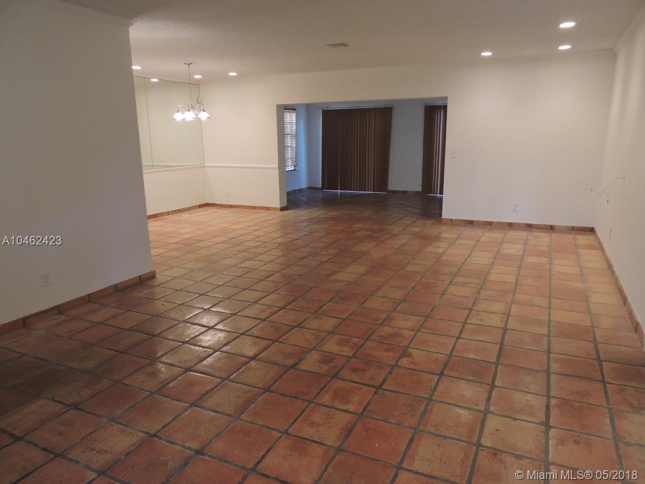 VENETIAN SEC KEYSTONE POI - Residential Lease