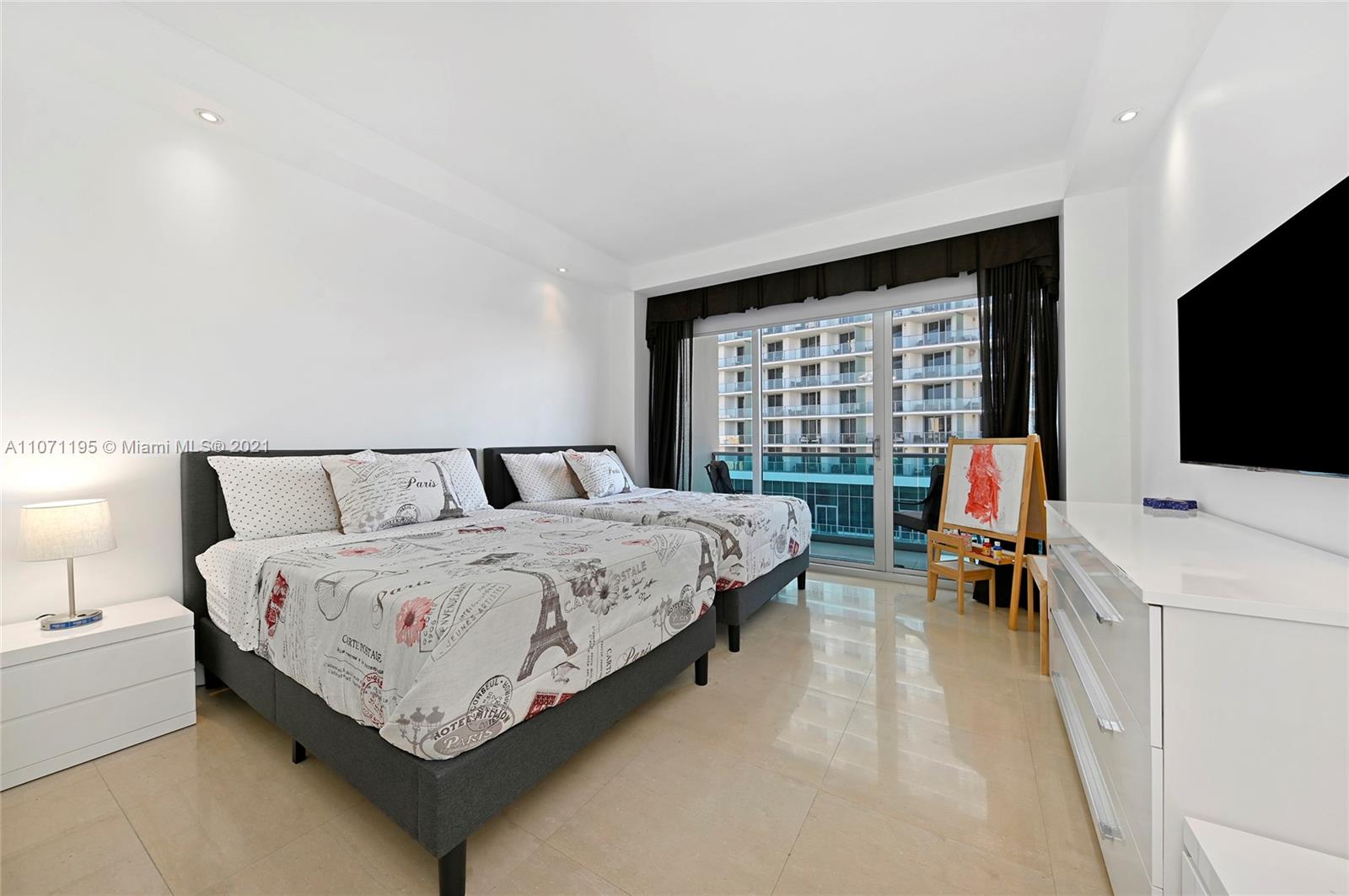 SIAN OCEAN RESIDENCES CON - Residential Lease