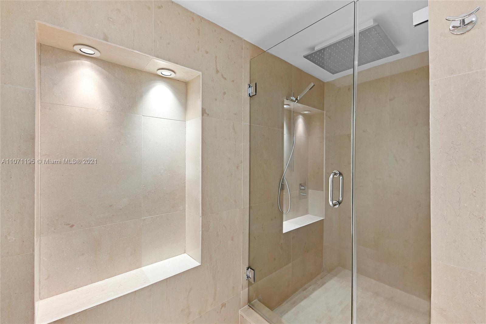 SIAN OCEAN RESIDENCES CON - Residential Lease