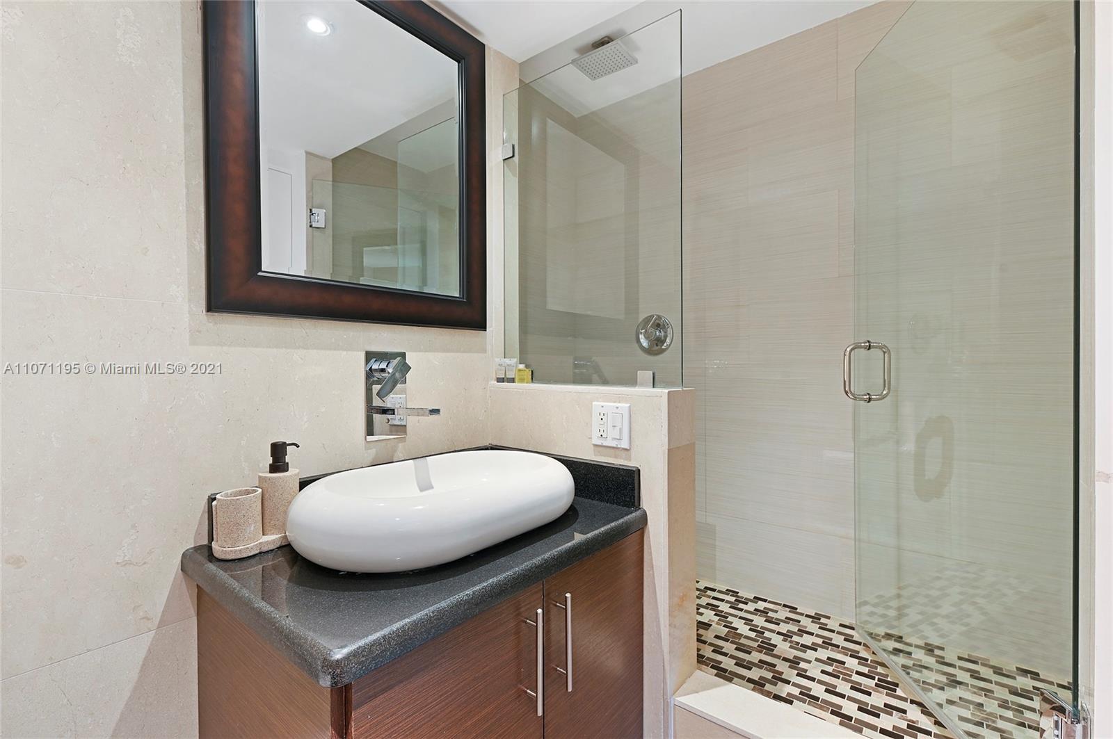 SIAN OCEAN RESIDENCES CON - Residential Lease