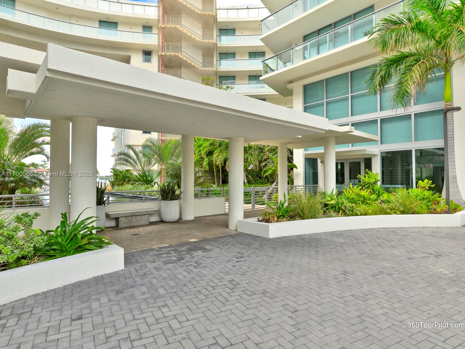 PELORO - Residential