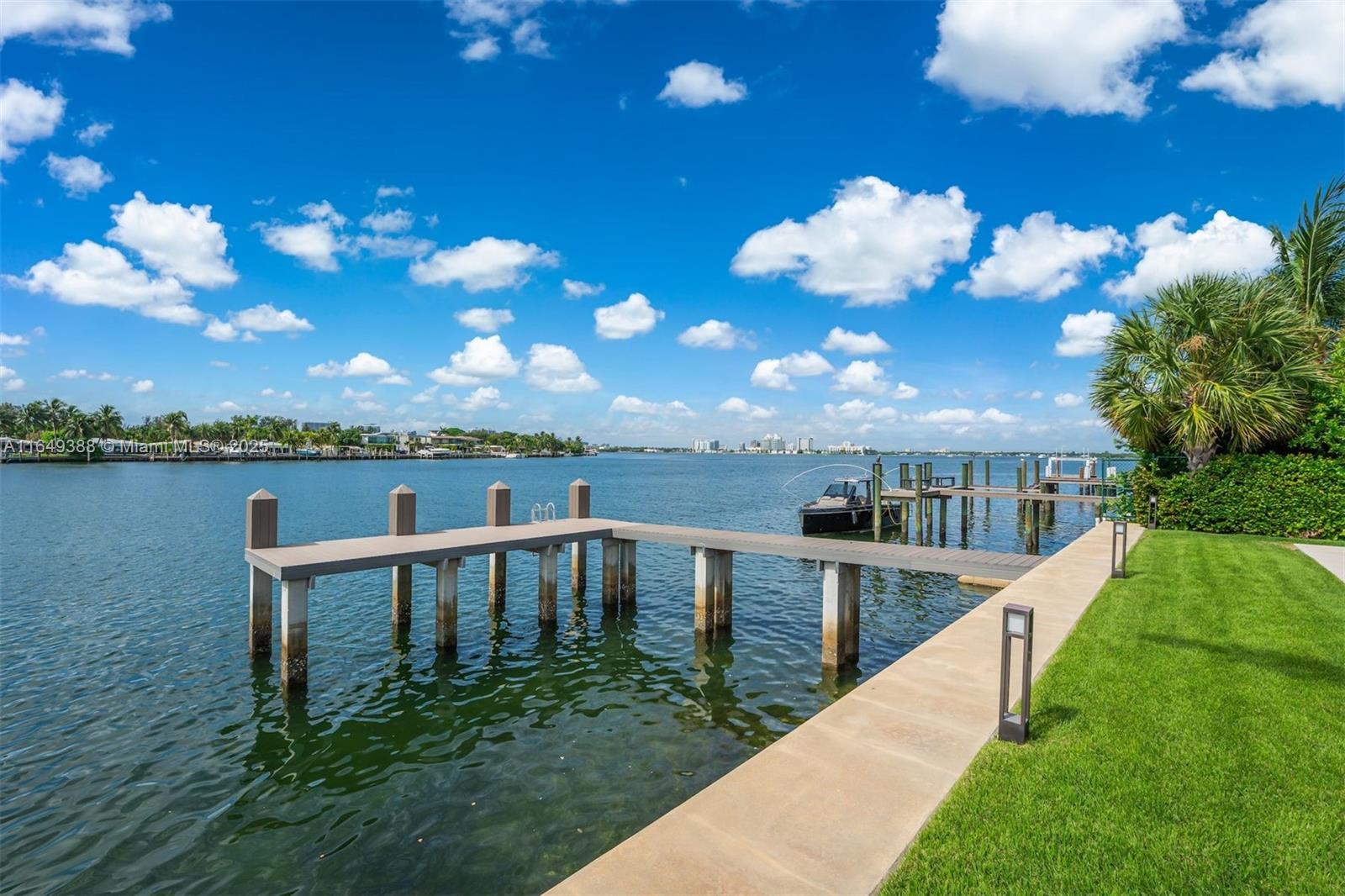 BISCAYNE POINT - Residential