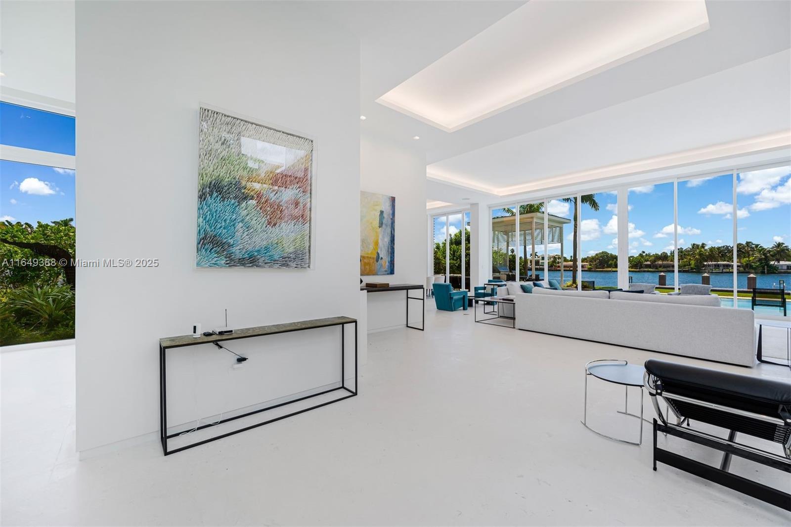BISCAYNE POINT - Residential