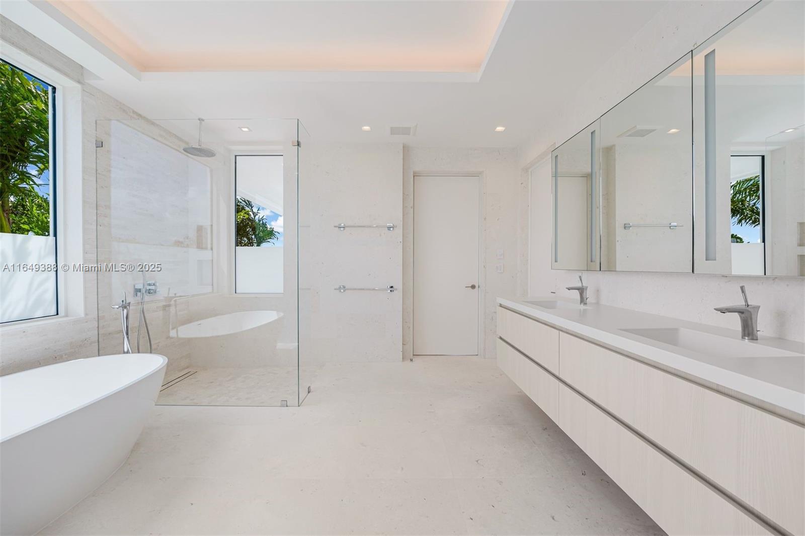 BISCAYNE POINT - Residential