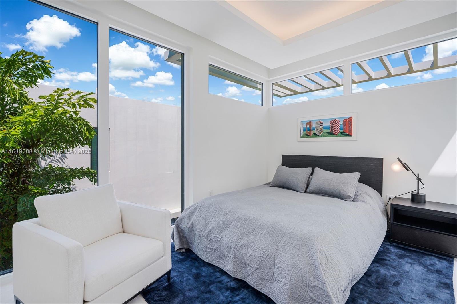 BISCAYNE POINT - Residential