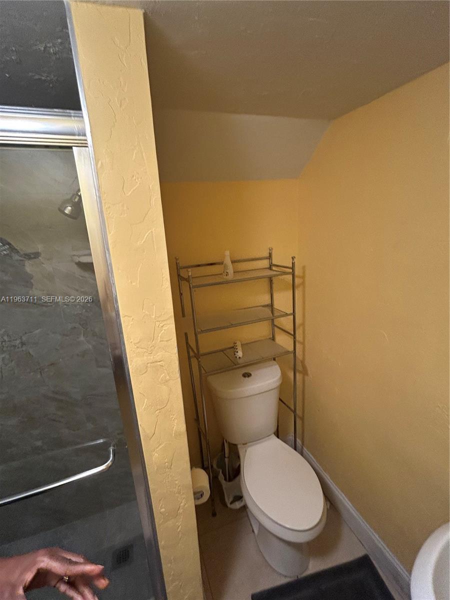 WIMBLEDON TOWNHOUSE I-13 - Residential