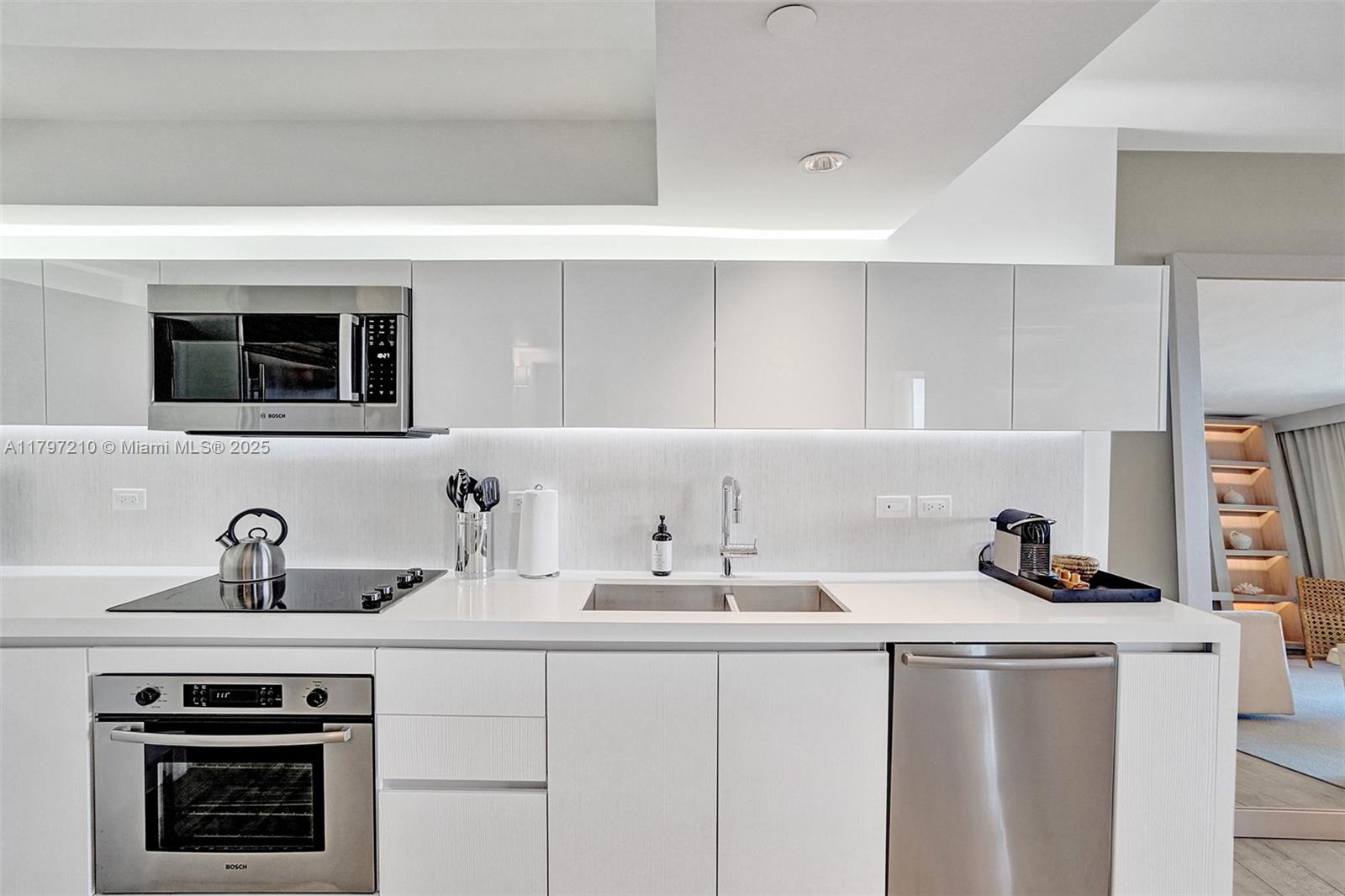 1 HOTEL HOMES - Residential Lease