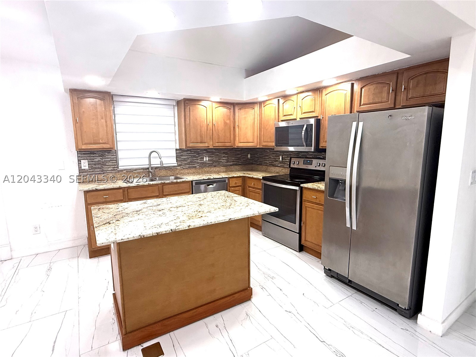 313 NW 16 PL