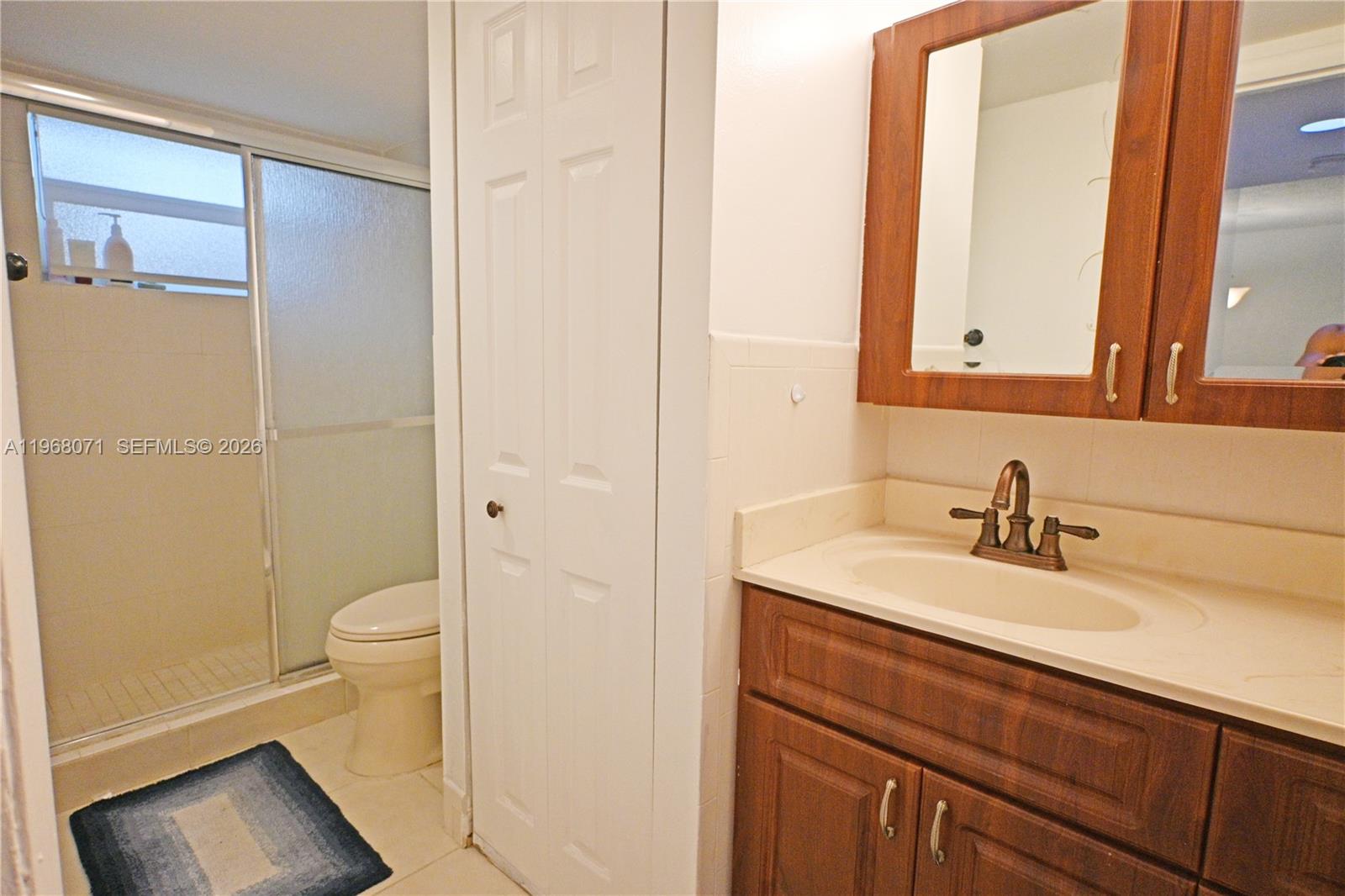 LENOX VIEW CONDOMINIUM - Residential