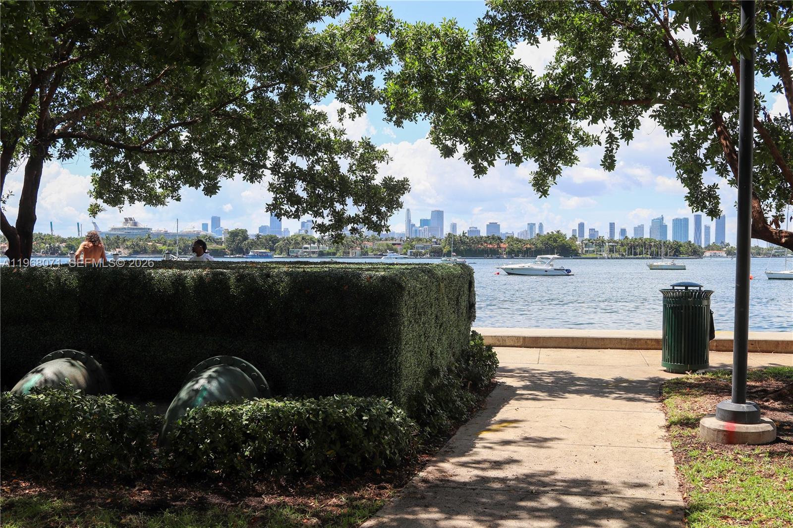 LENOX VIEW CONDOMINIUM - Residential