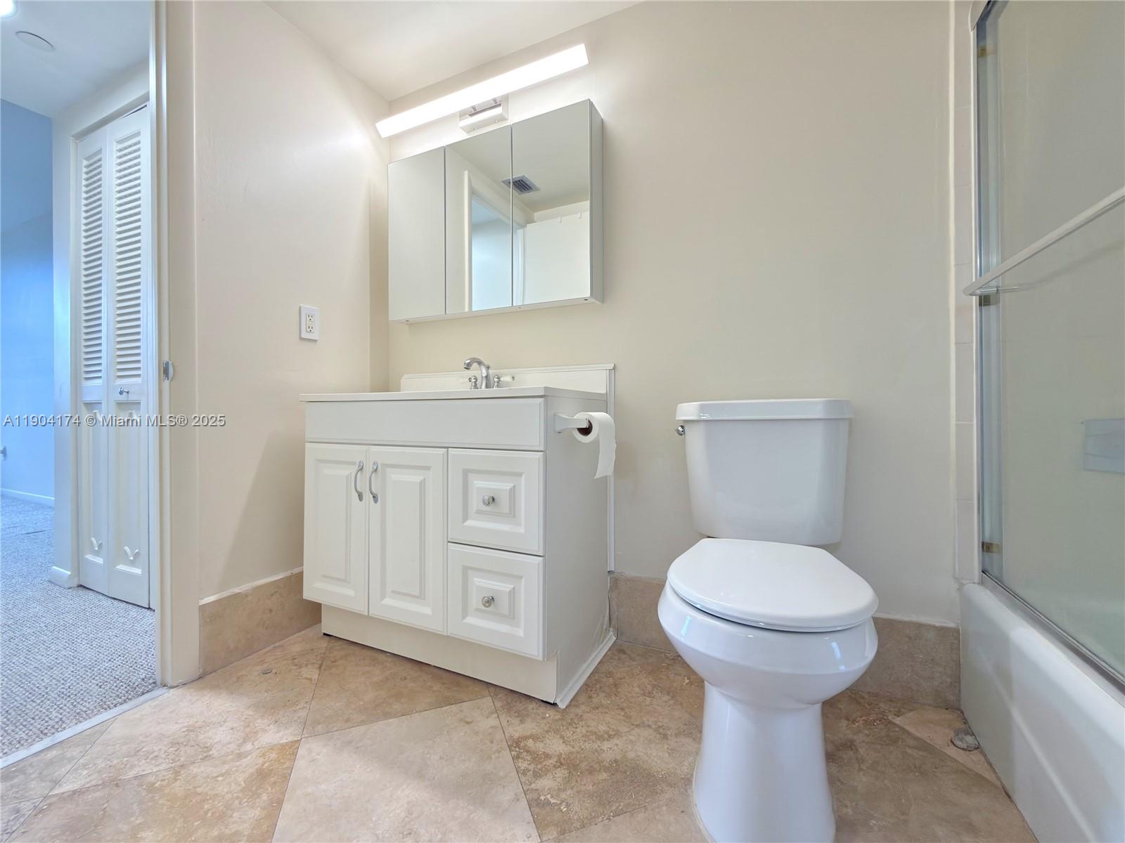 GREENWICH PH I CONDO - Residential Lease