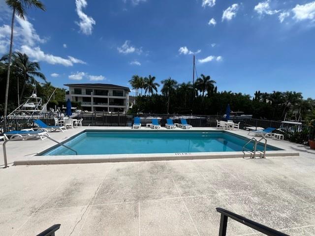 ADMIRAL FARRAGUT CONDO - Residential