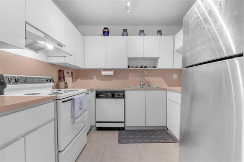 1900 W 68th St F302 Hialeah FL 33014