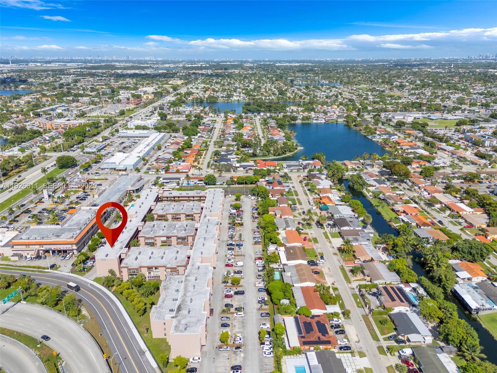 LOS ARBOLES CONDO - Residential