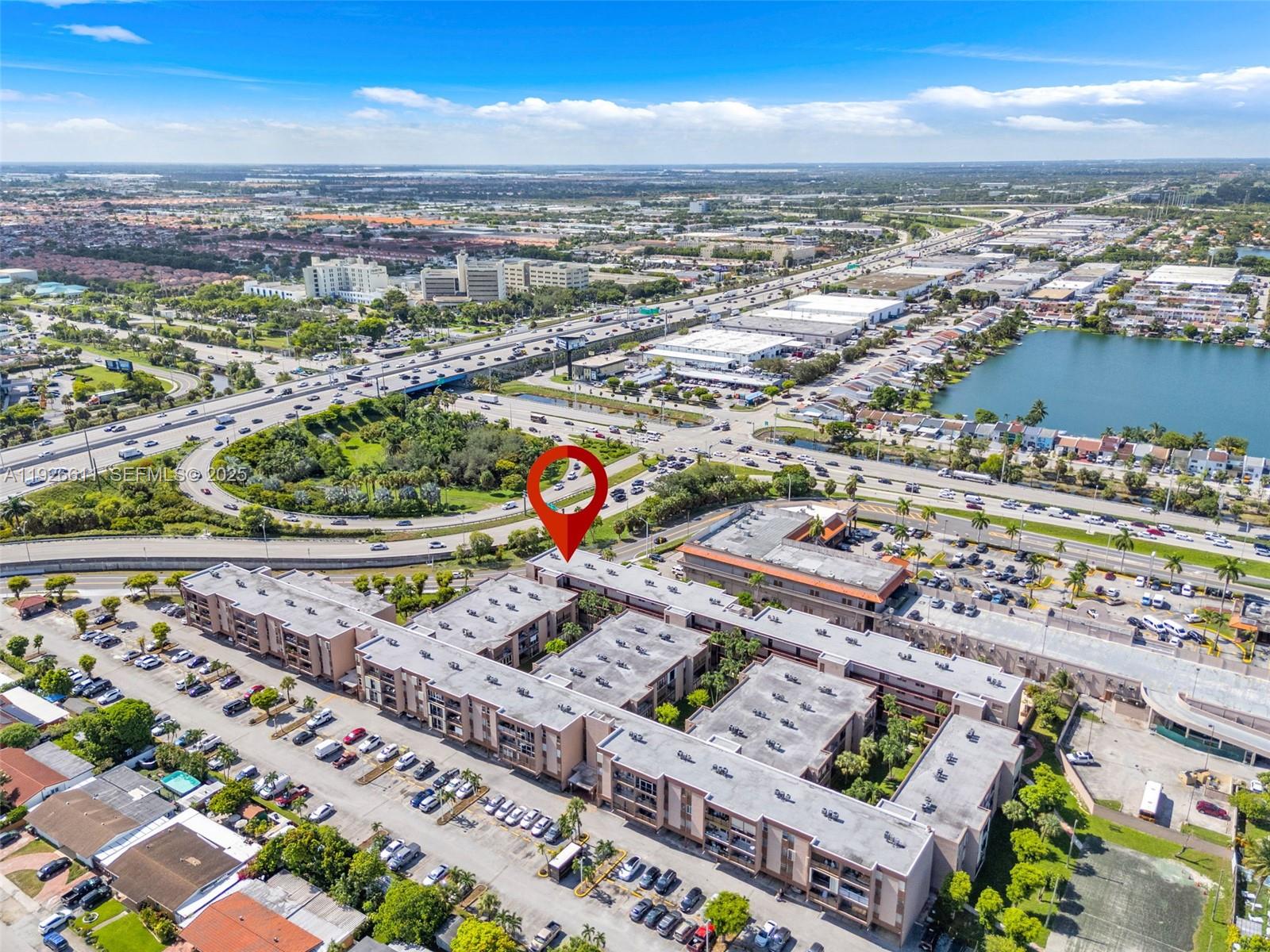 LOS ARBOLES CONDO - Residential