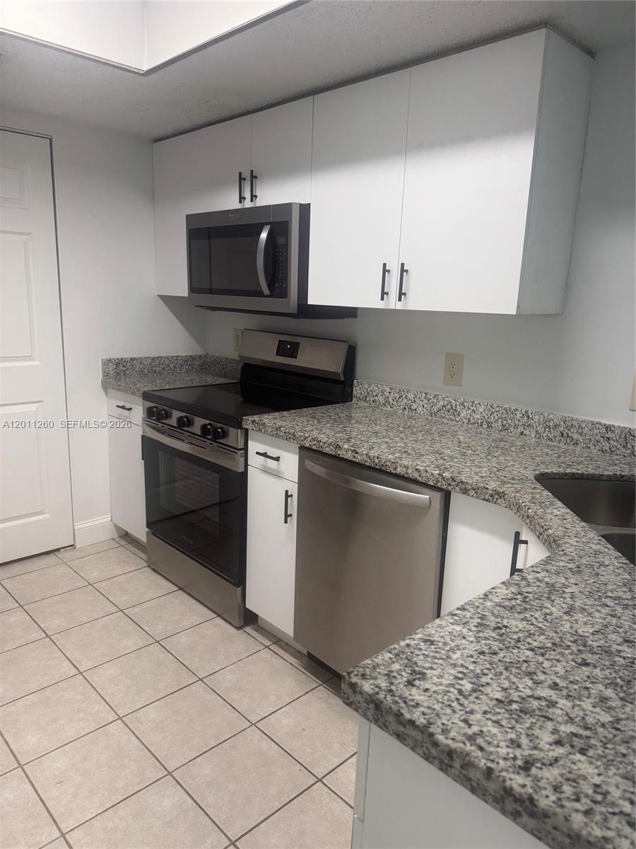 EVERGREEN LAKES CONDO - Residential