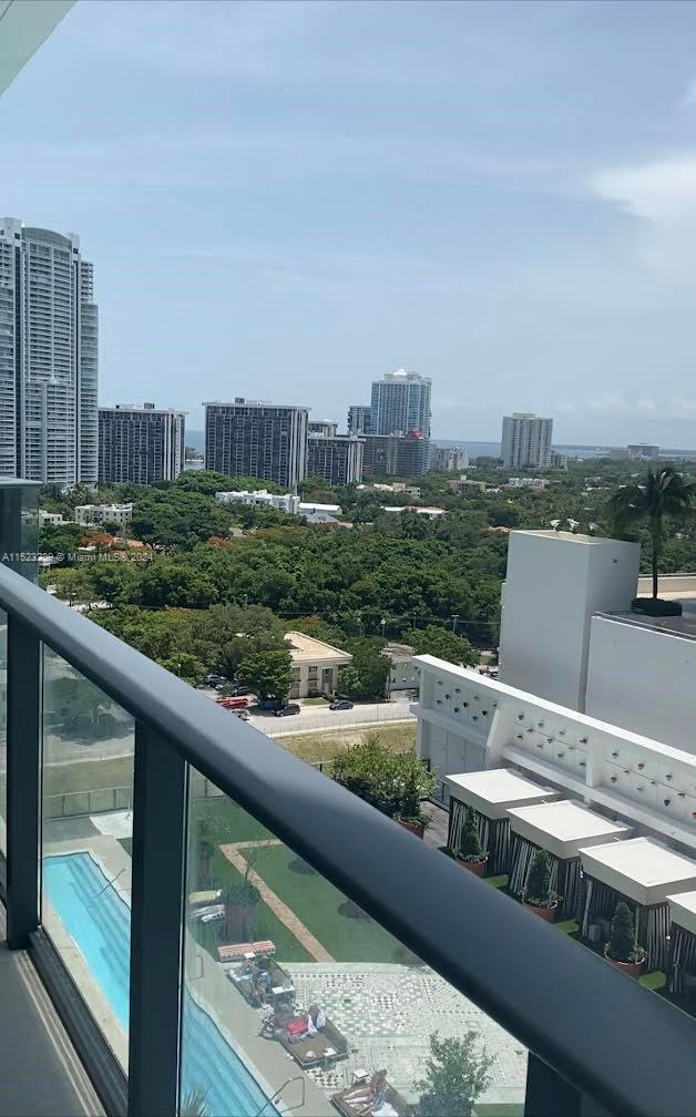 1300 S MIAMI AVENUE CONDO - Residential