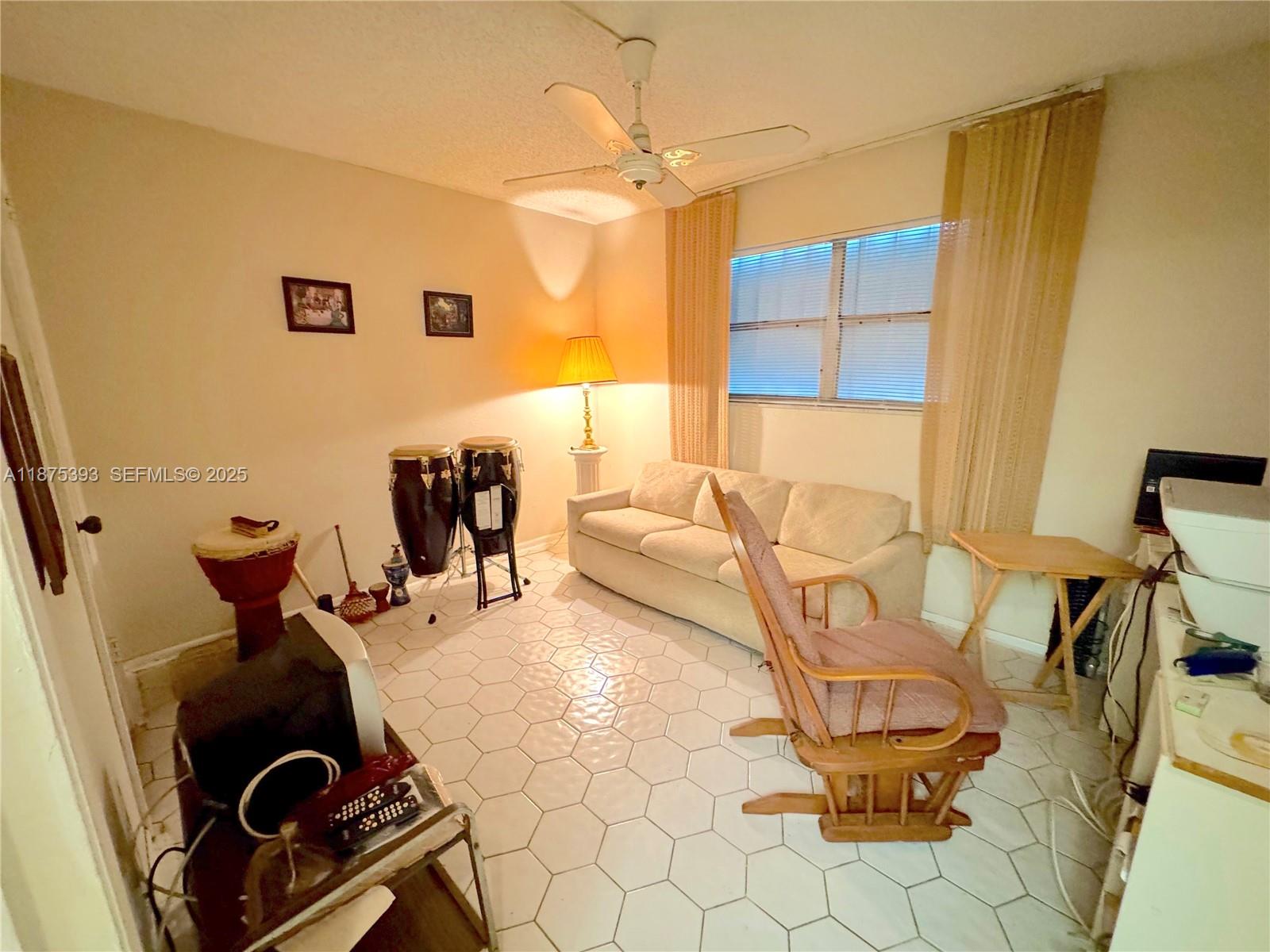 SUNRISE LAKES 15 CONDO - Residential