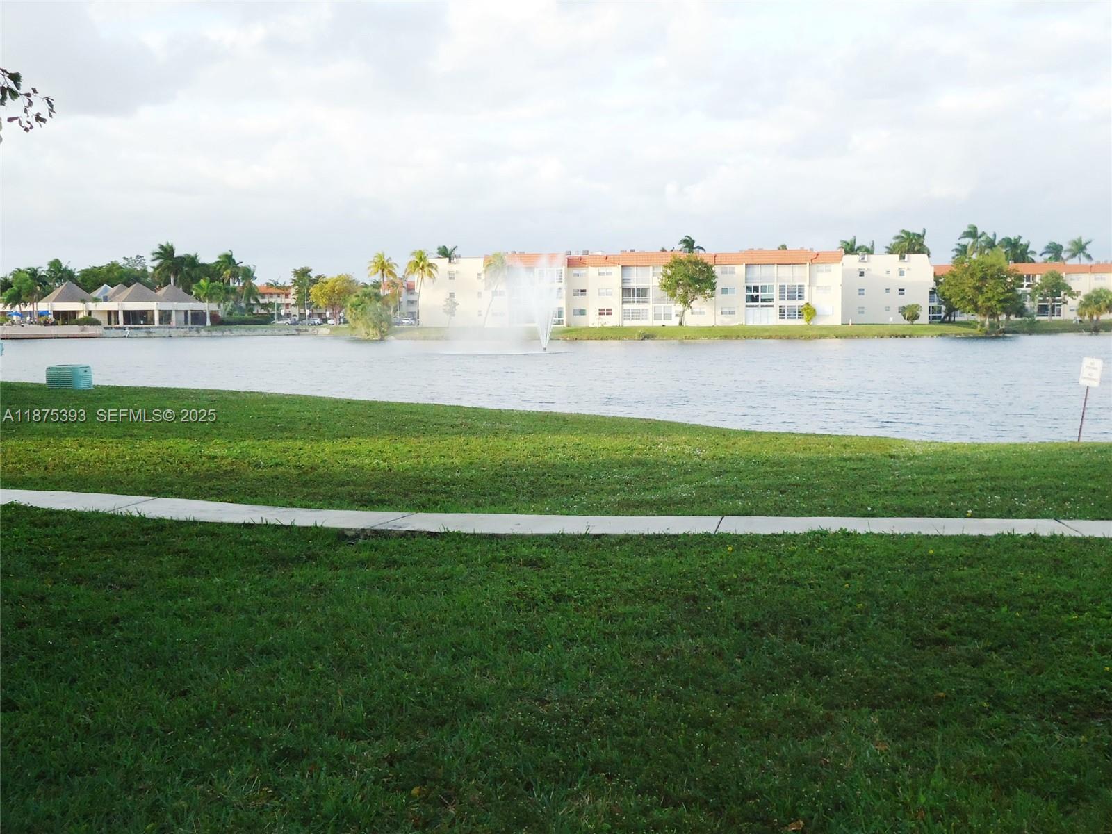 SUNRISE LAKES 15 CONDO - Residential