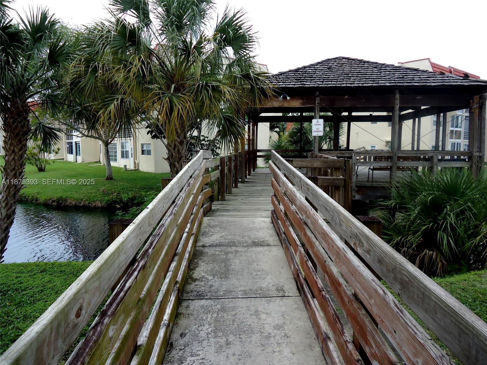 SUNRISE LAKES 15 CONDO - Residential