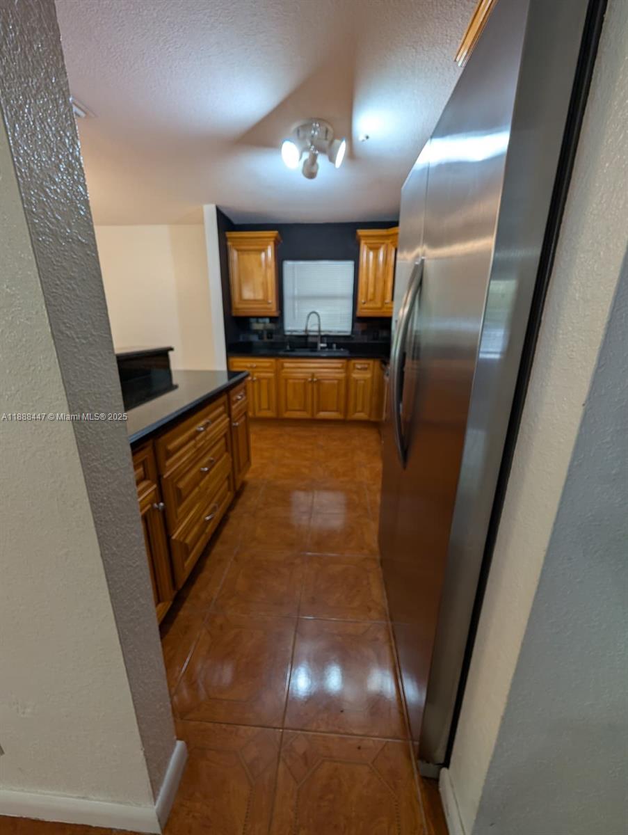 HOLLYWOOD LITTLE RANCHES - Residential