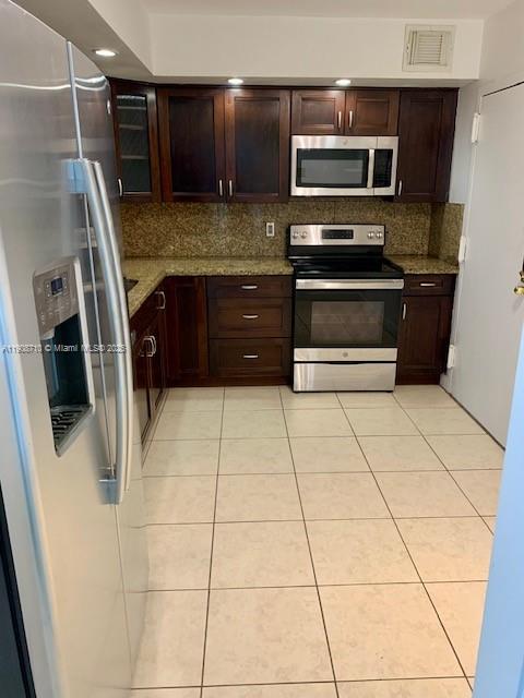 AMD PL OF 2ND OCEAN FRONT - Residential Lease