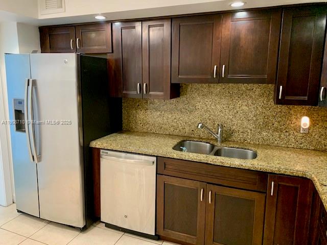 AMD PL OF 2ND OCEAN FRONT - Residential Lease