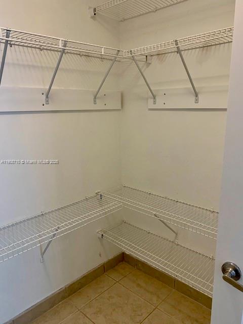 AMD PL OF 2ND OCEAN FRONT - Residential Lease