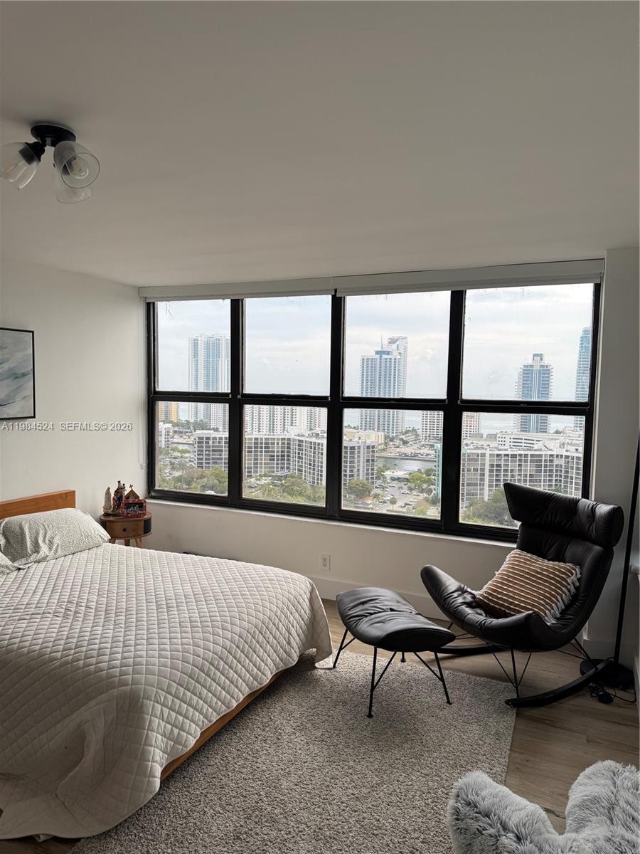 OLYMPUS TOWERS CONDO - Residential