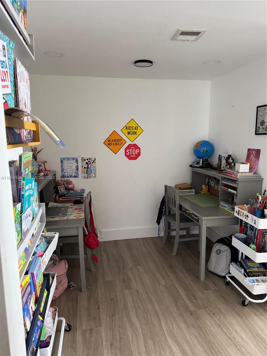 OLYMPUS TOWERS CONDO - Residential