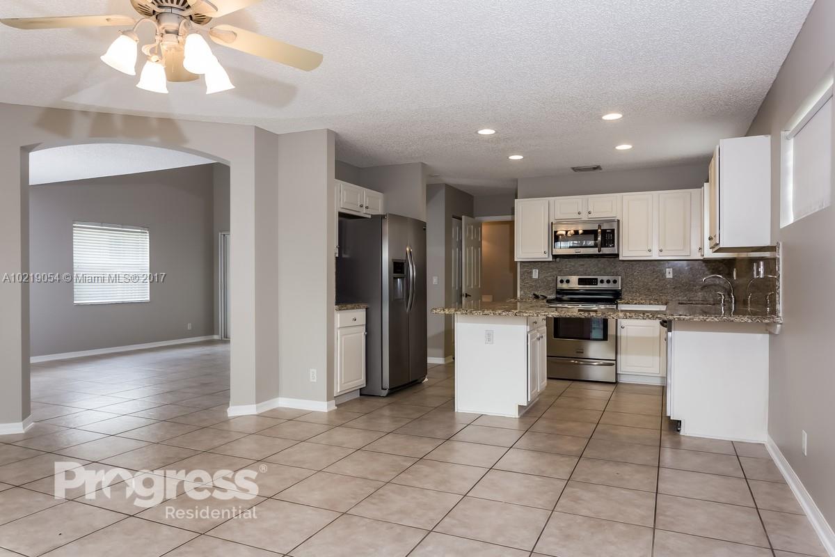 Cocobay 160-6 B - Residential Lease