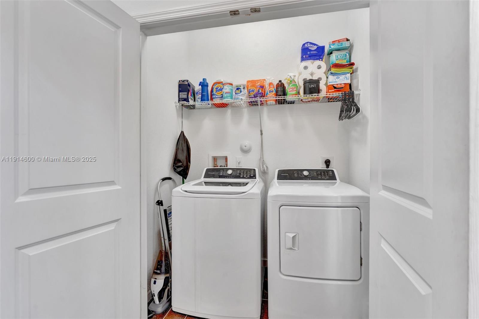 11053 SW 113th Pl, Miami, - Residential