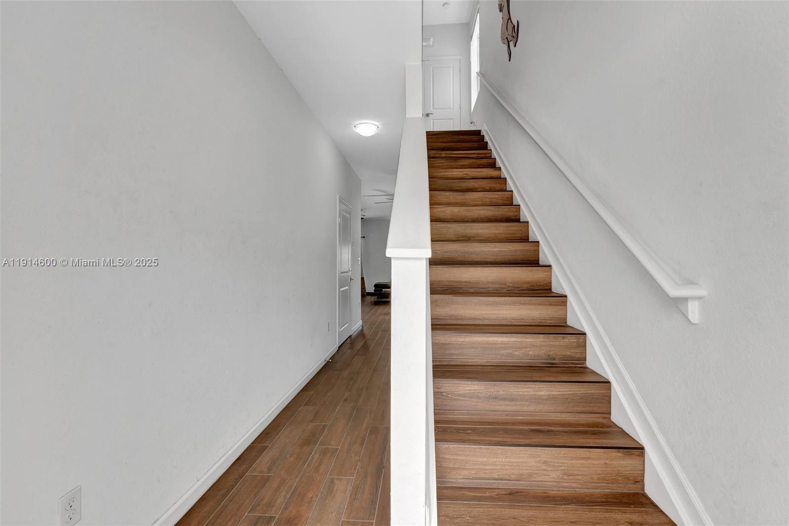 11053 SW 113th Pl, Miami, - Residential