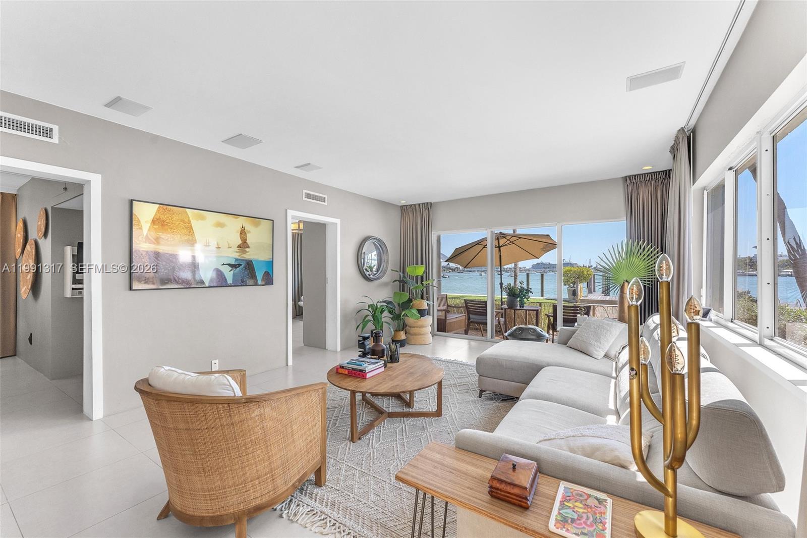 1130 Venetian Way 1F