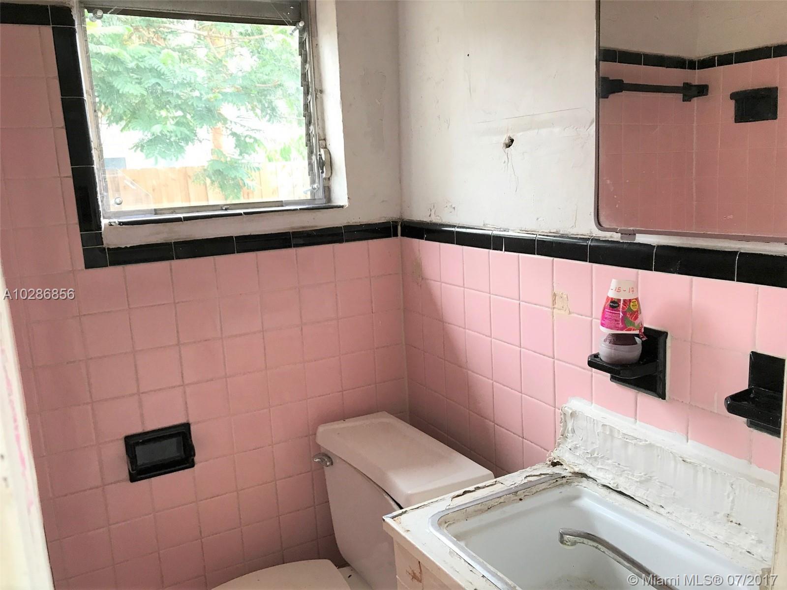 NORTH ANDREWS TERRACE FIR - Residential