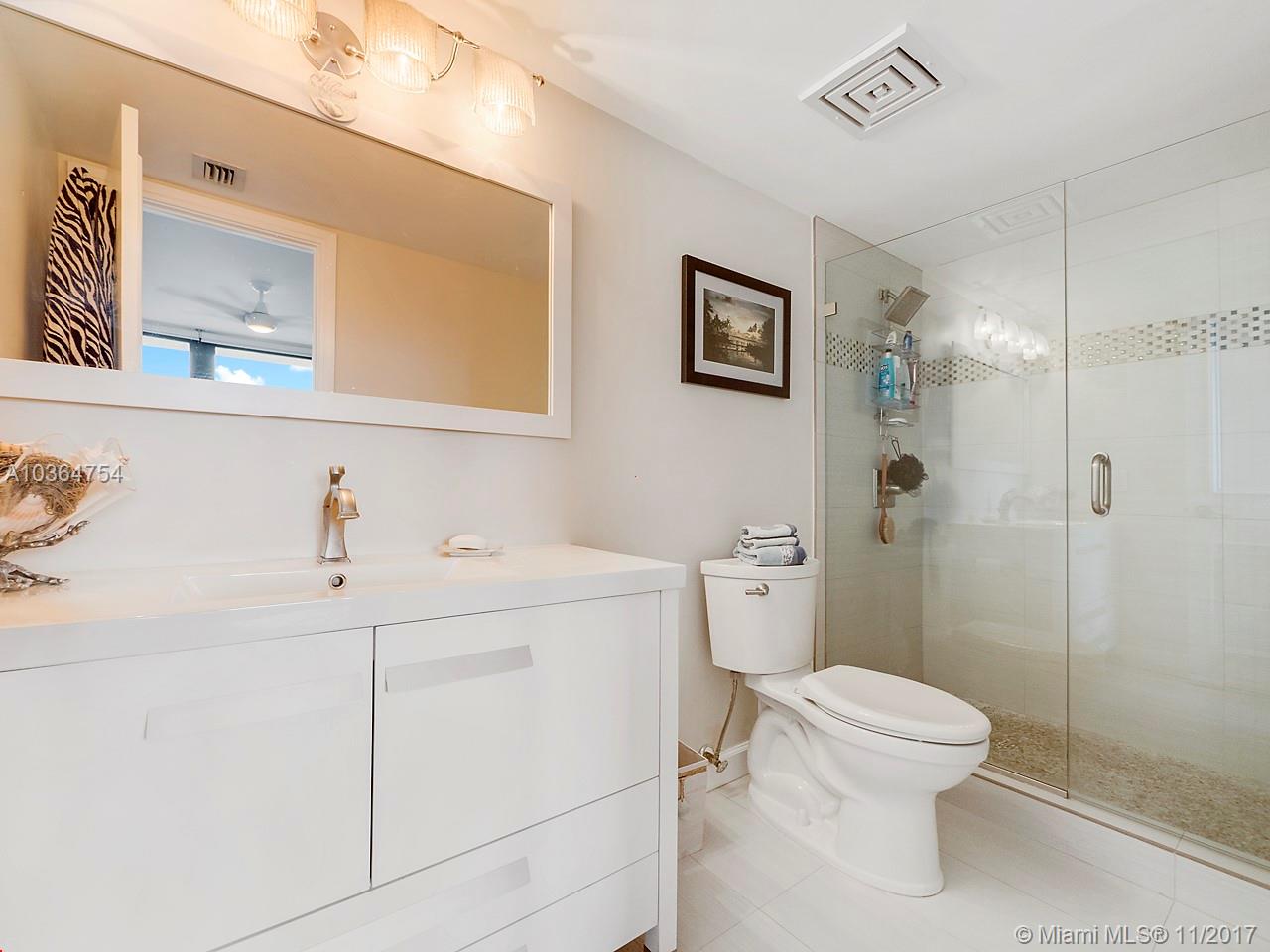 Martinique II - Residential