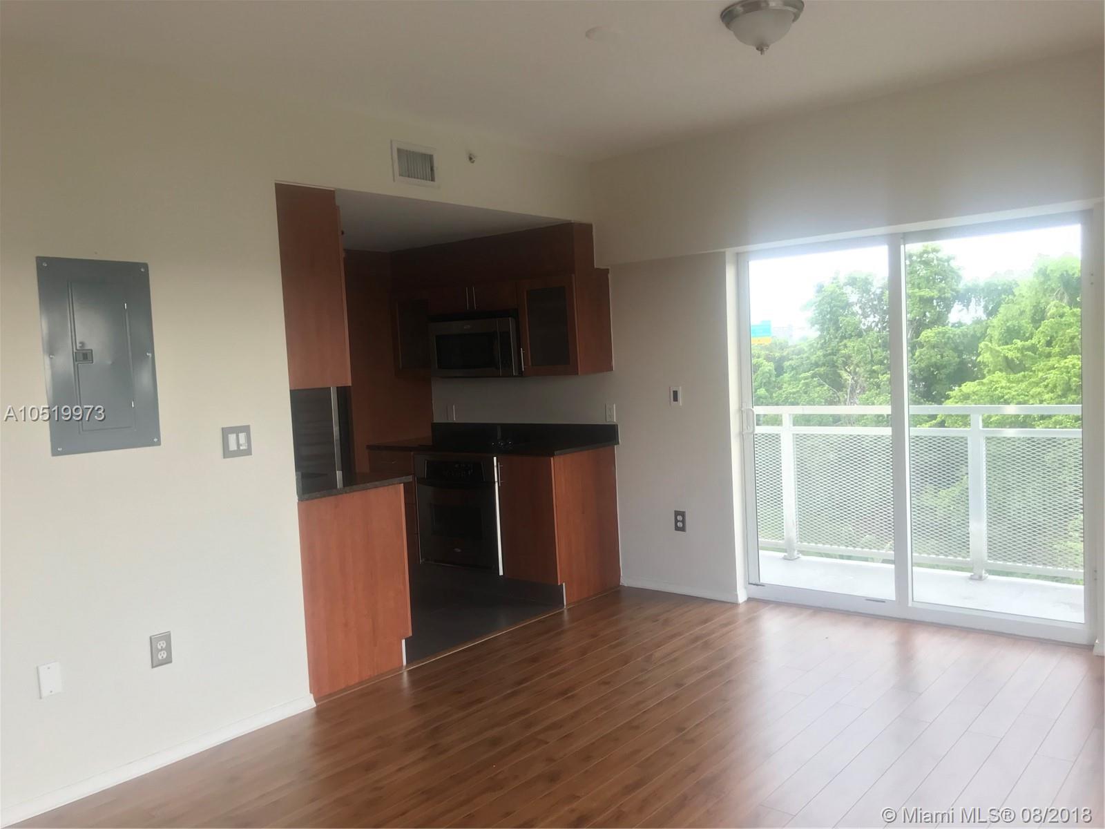 BRICKELL ROADS ATRIUMS CO - Residential Lease