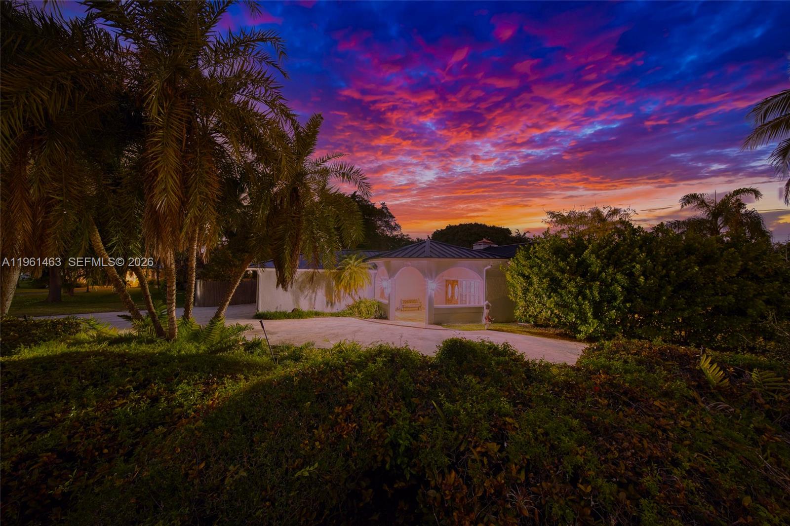 PINE TREE ESTS 1ST ADDN - Residential