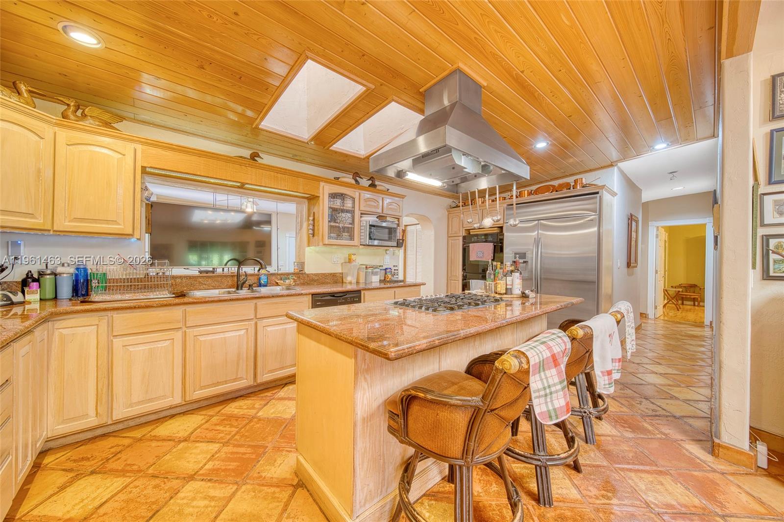 PINE TREE ESTS 1ST ADDN - Residential