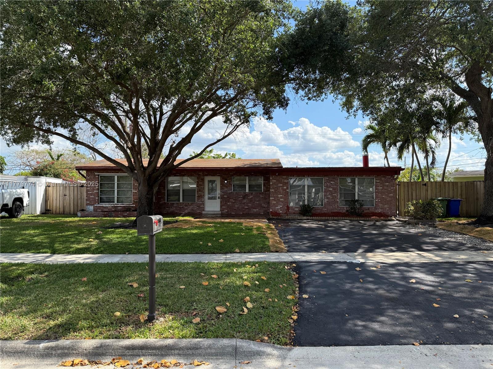Property for Sale at Address Not Disclosed, Margate, Broward County, Florida - Bedrooms: 4 
Bathrooms: 2  - $354,900