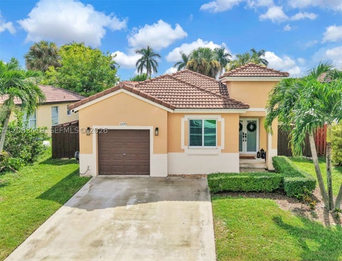 Photo of 1375 SW 105th Ave, Pembroke Pines, FL 33025 (MLS # A12083419)