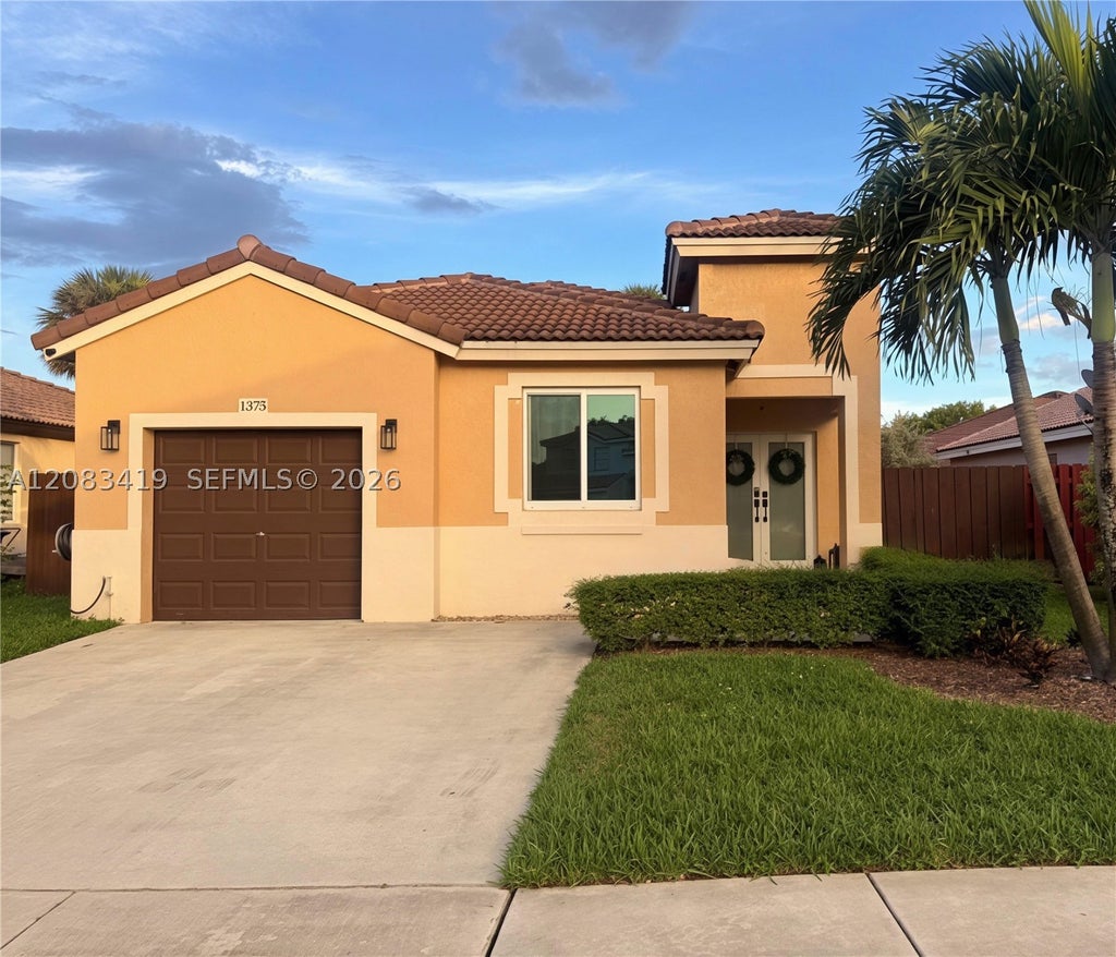 Photo of 1375 SW 105th Ave, Pembroke Pines, FL 33025 (MLS # A12083419)