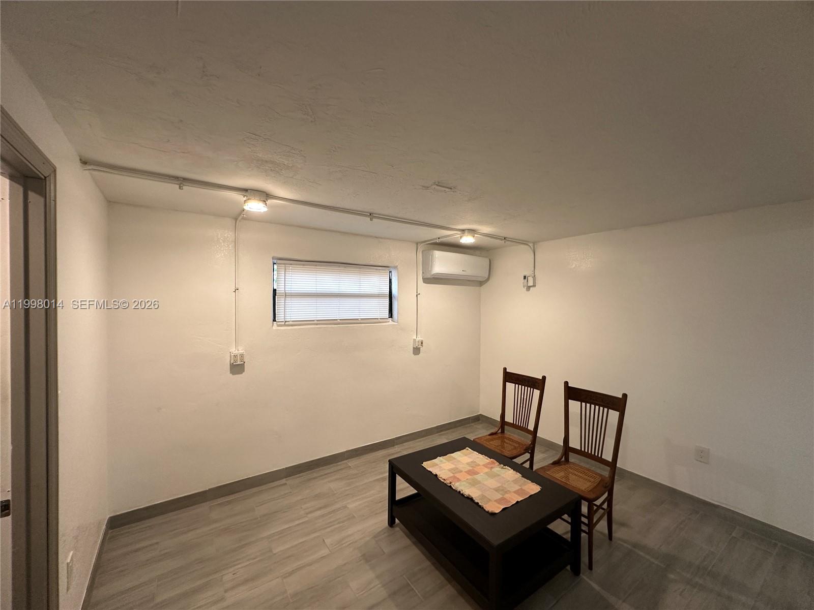 HIBISCUS GARDENS AMENDED - Residential Lease